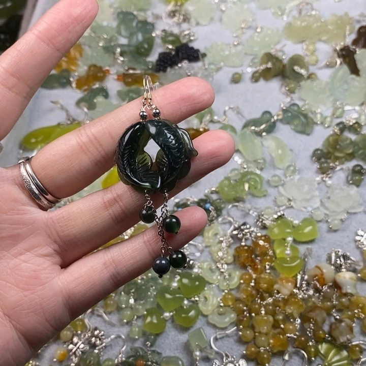 蛇纹石玉未镶嵌挂件耳饰耳环项链