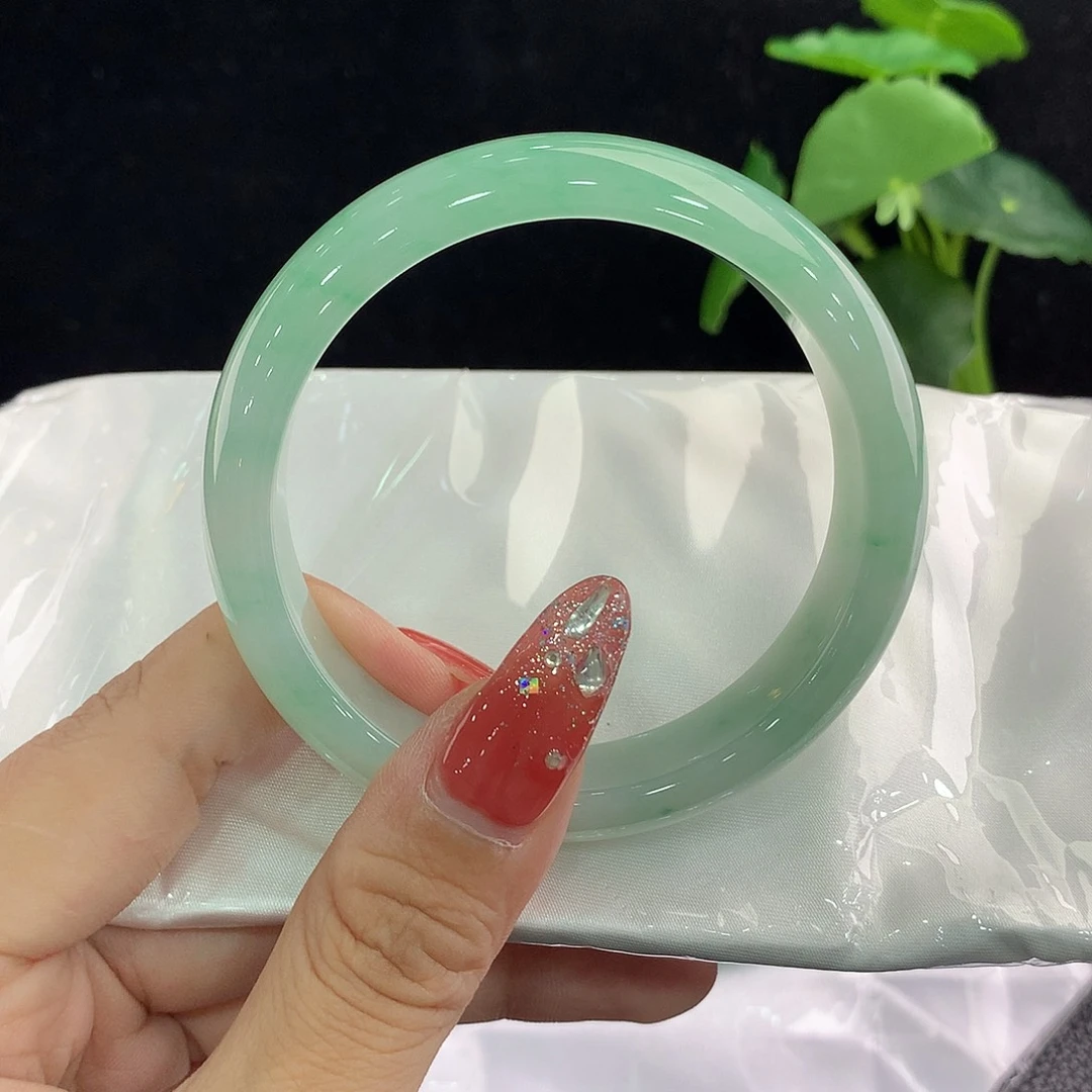 翡翠手镯未镶嵌正59.2