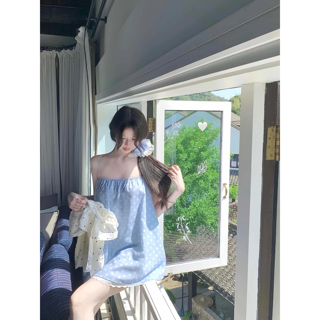 白水女 奶白慕斯 波点吊带韩系纯欲花边短裤休闲套装B50450044
