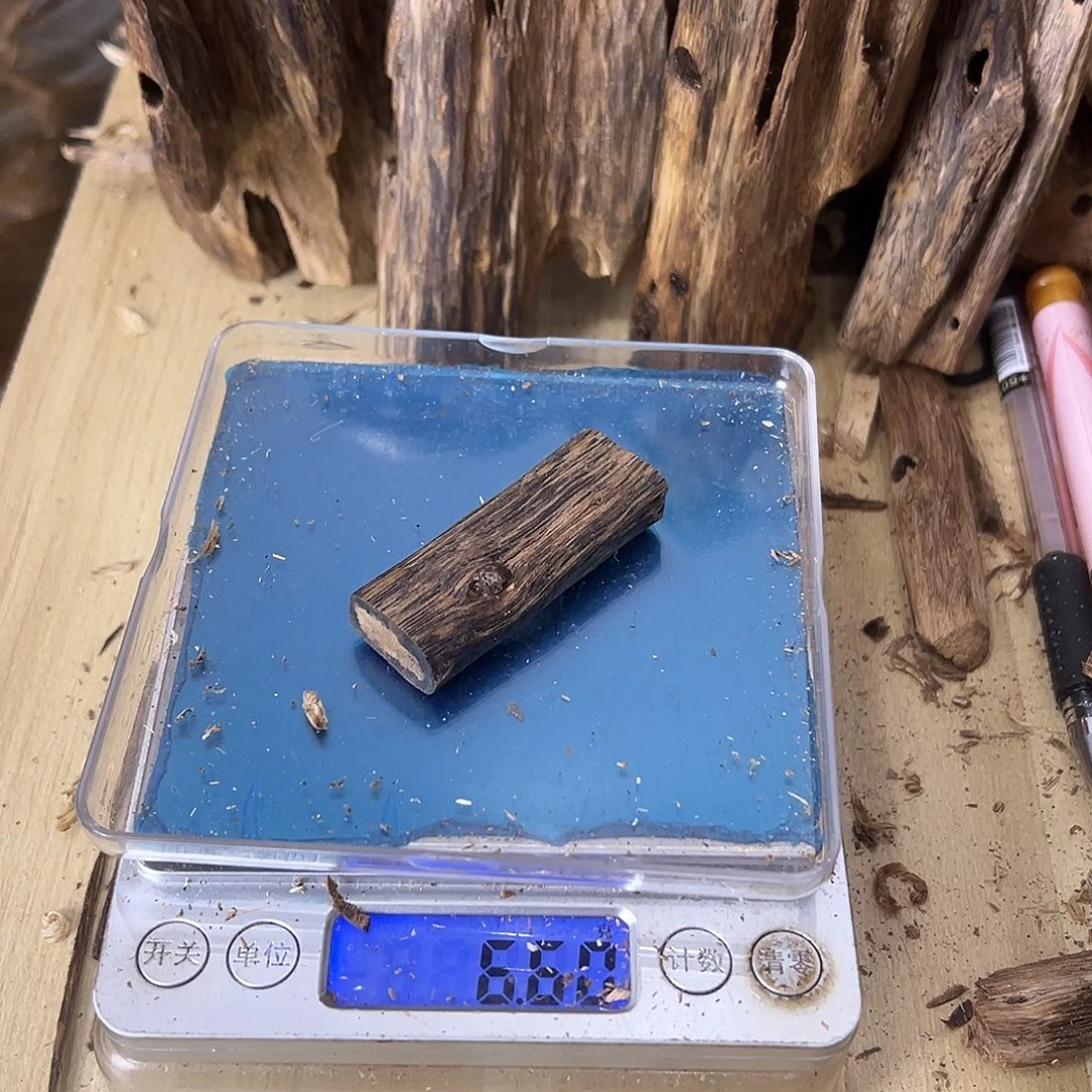 该***称香料绿奇楠6克牌子