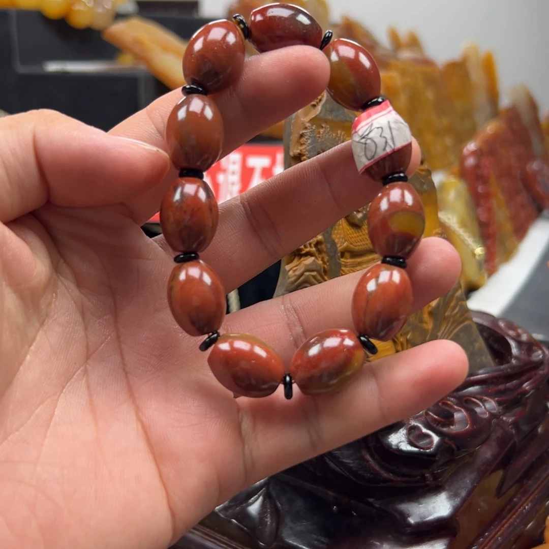 未镶嵌石英质玉（黄龙玉）黄龙玉