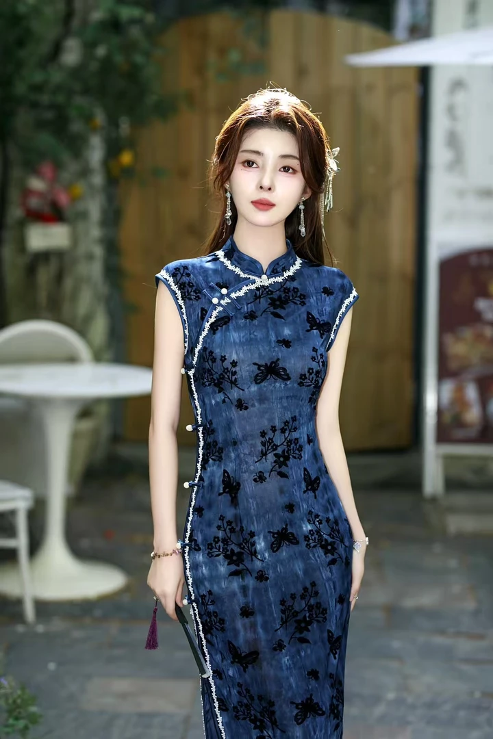 无袖植绒旗袍女复古修身中式新款改良长款年轻日常连衣裙夏季气质