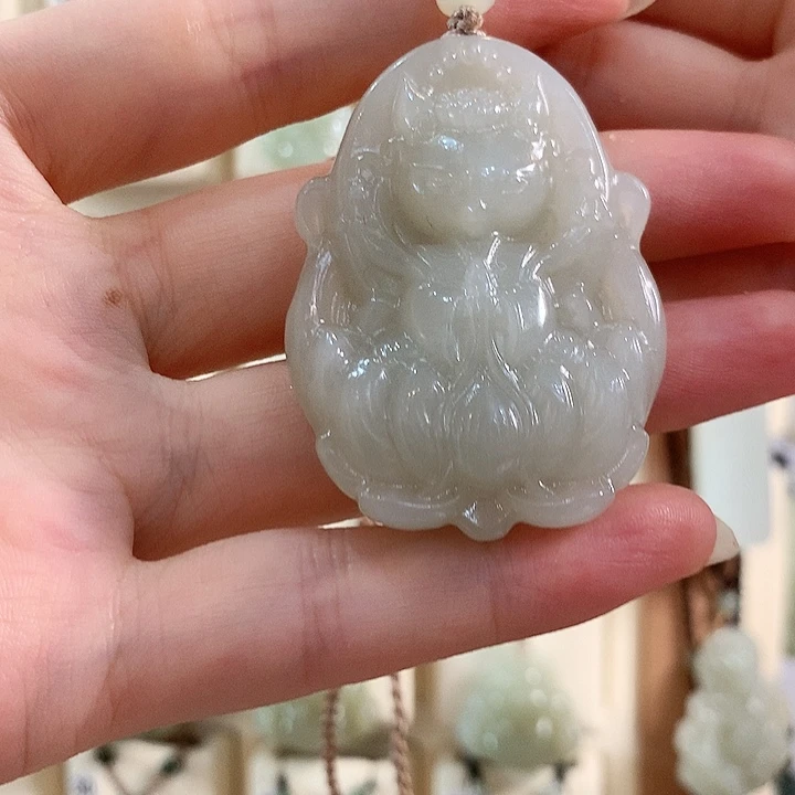 和田玉未镶嵌颈饰猫