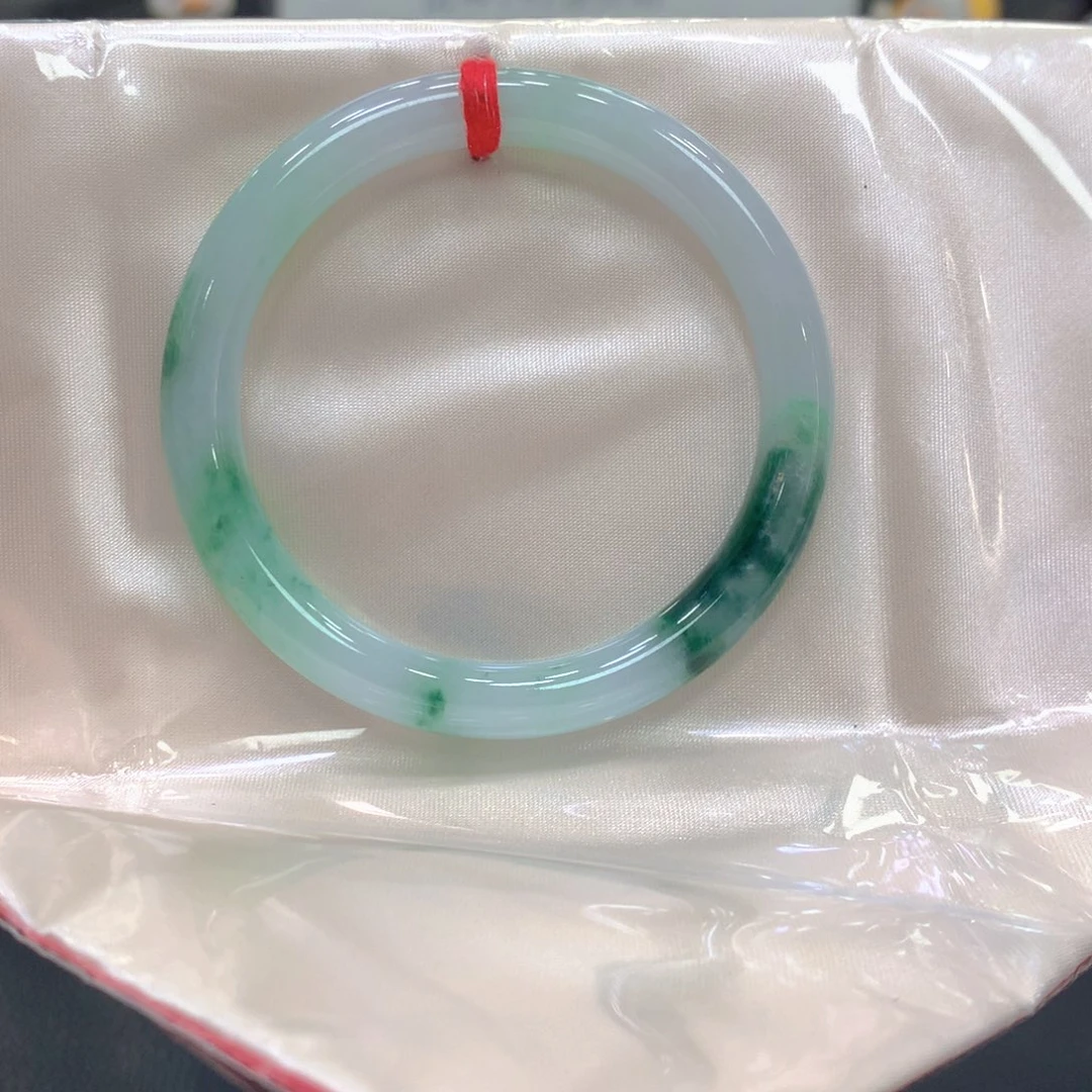 翡翠未镶嵌手镯翡翠7