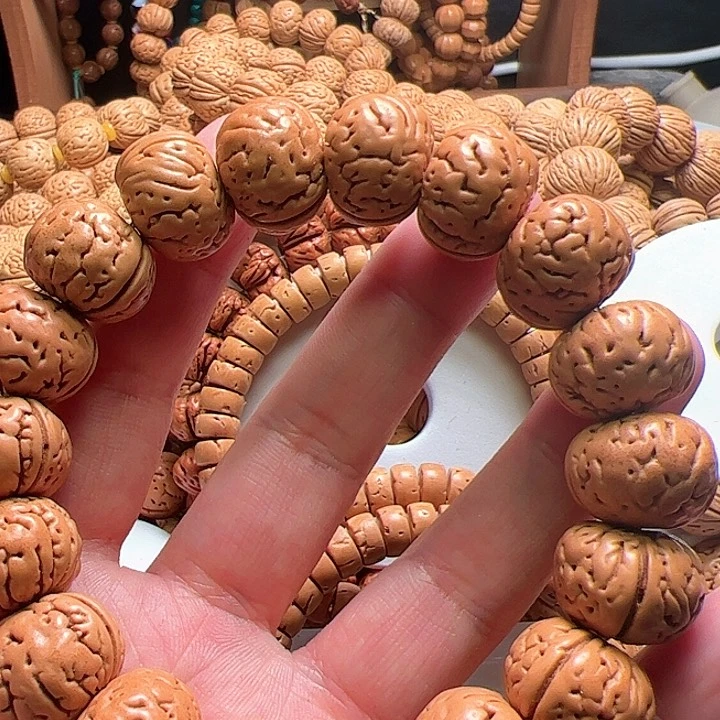 桃核手串红皮树王纽扣桃核手串18尺