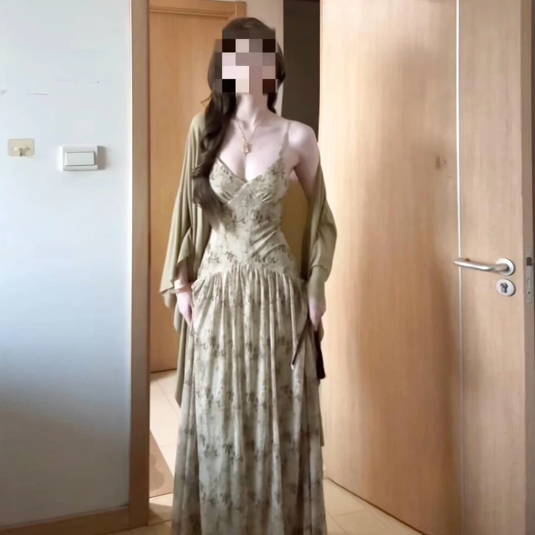 法式复古绿色碎花吊带连衣裙子女夏2025早秋新款针织开衫长裙套装