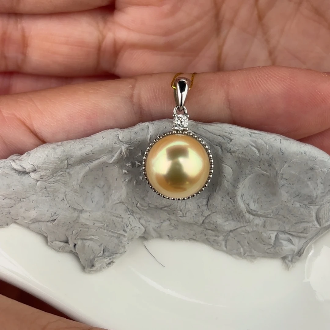 定制海水珍珠吊坠(不含链)银S925镶嵌10-11mm金珠一颗