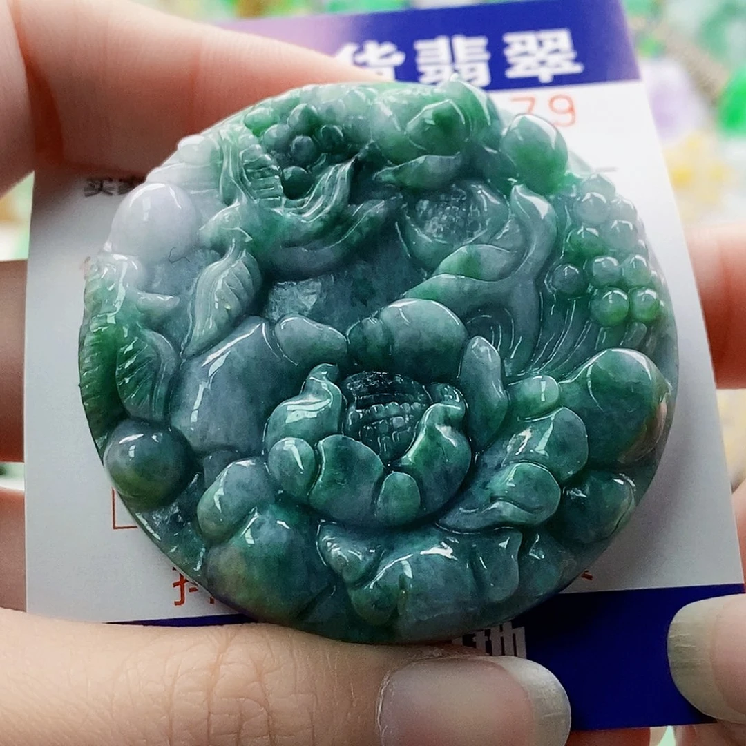 吊坠(不含链)未镶嵌翡翠