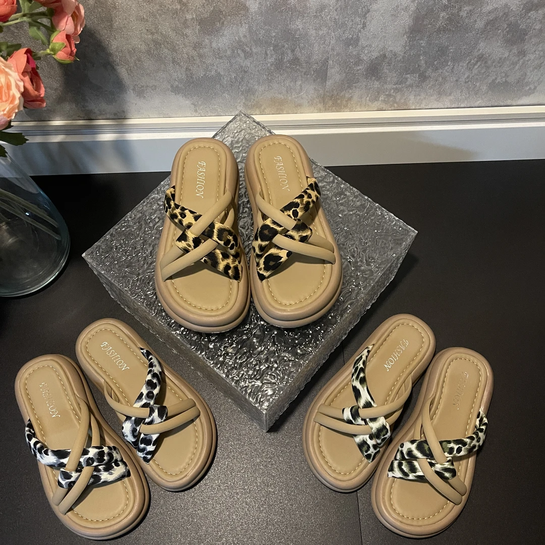 2025夏季新交叉软带豹纹气质百搭款时尚休闲沙滩软底舒适拖鞋-5CM