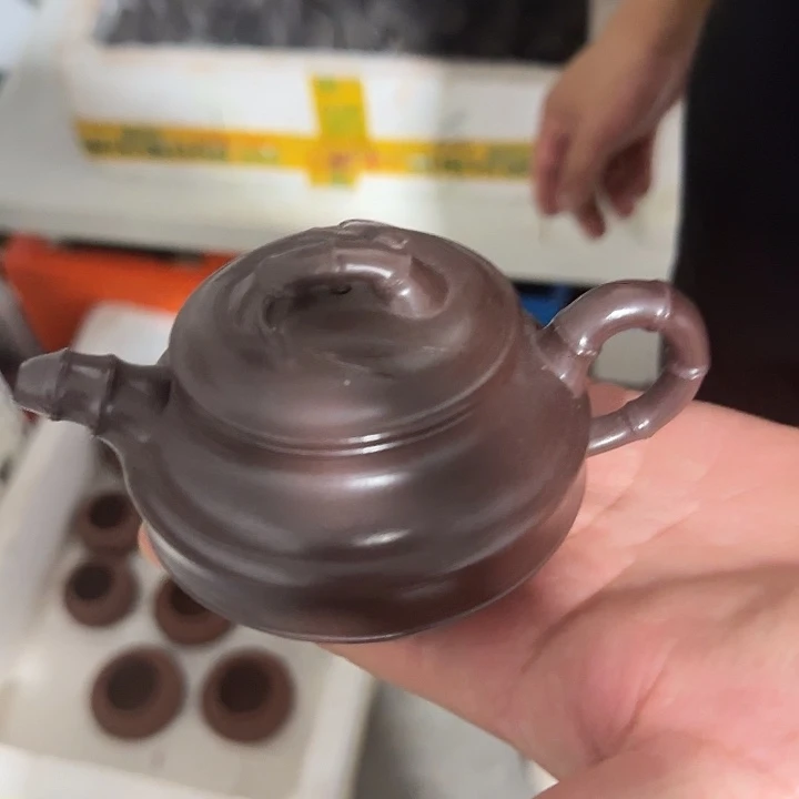杯子紫砂密密麻麻