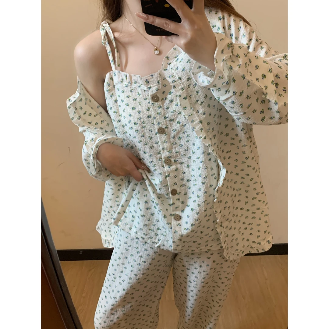 高级感甜美小碎花睡衣女春秋季新款棉纱宽松大码吊带家居服三件套