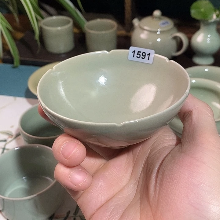 汝瓷1591柴烧花口杯……