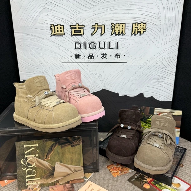 【迪古力】芭比摩尔欧洲站2025冬新款厚底雪地靴女加绒保暖棉鞋舍