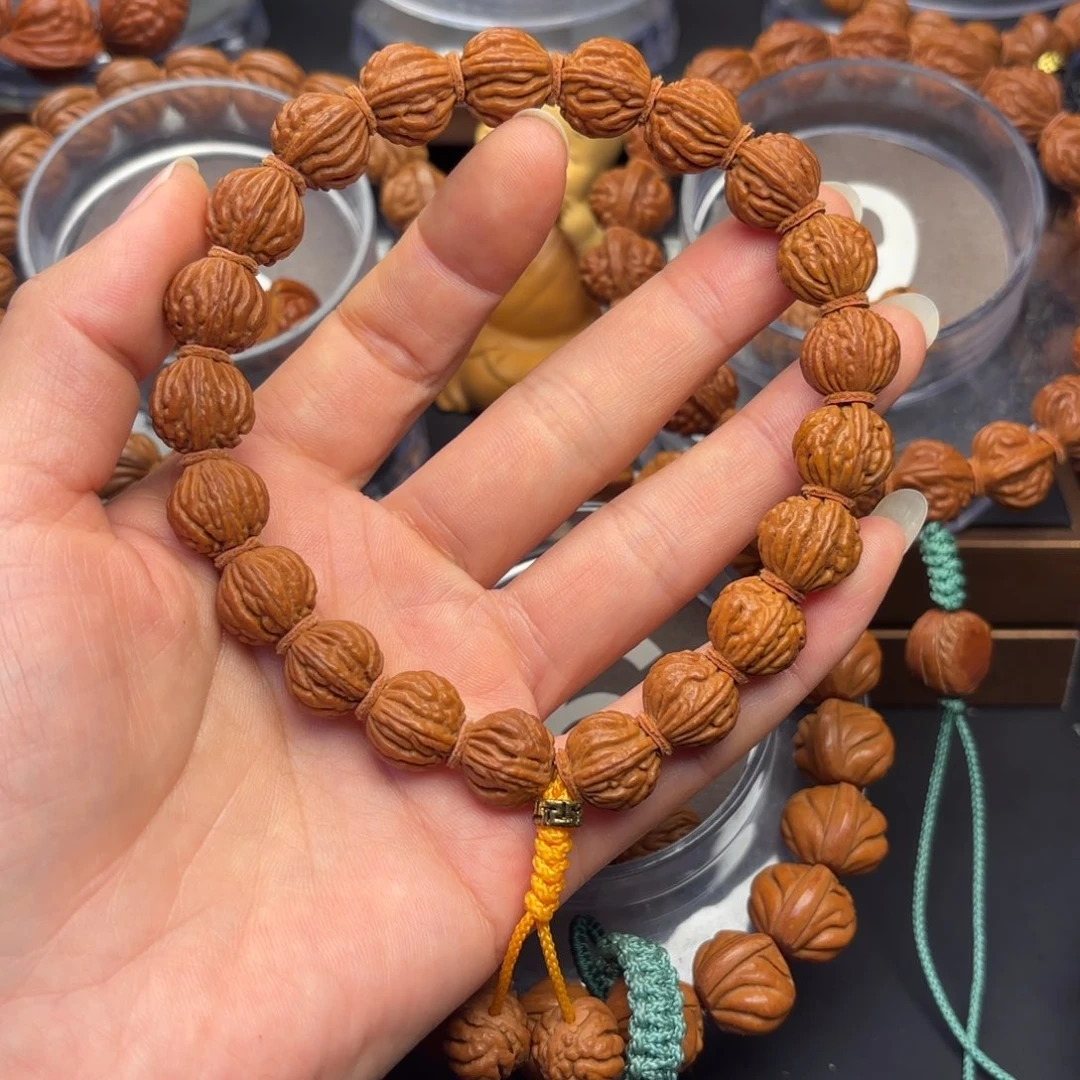 桃核吊坠火麒麟13手持