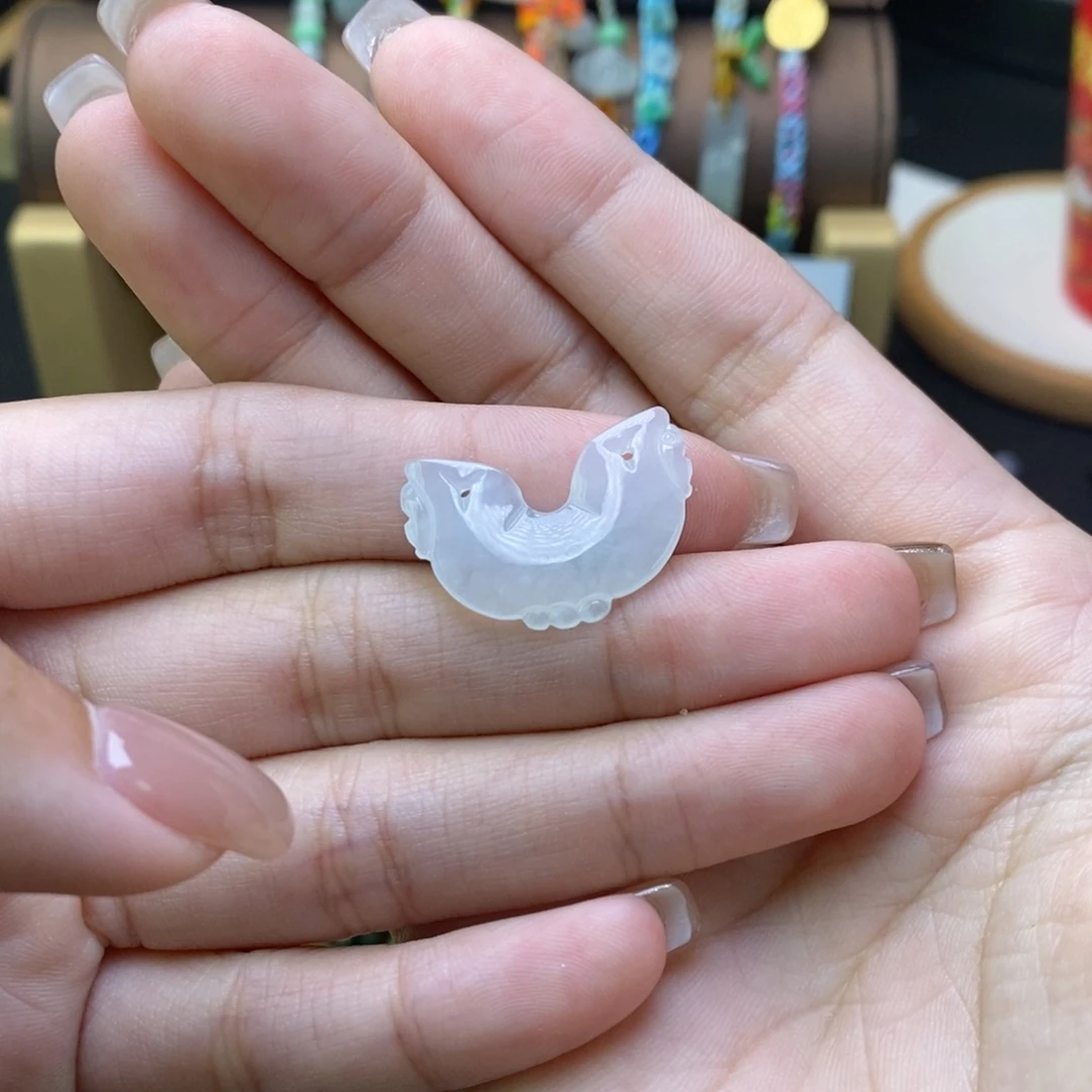 那***年颈饰未镶嵌翡翠13382