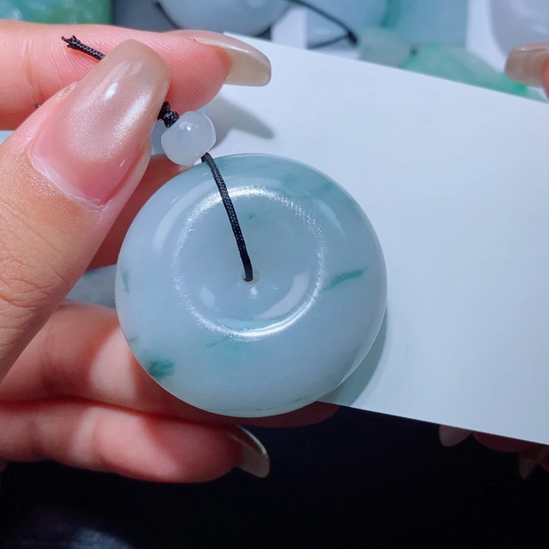 定制翡翠未镶嵌翡翠定制吊坠