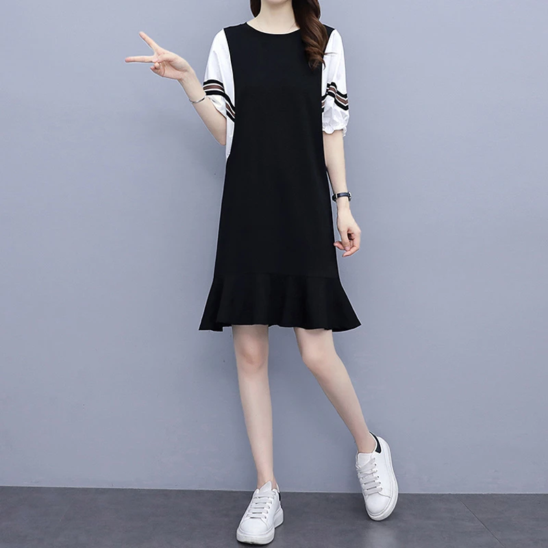 黑白拼色条纹短袖连衣裙女2025春夏新款洋气宽松小个子减龄a字裙