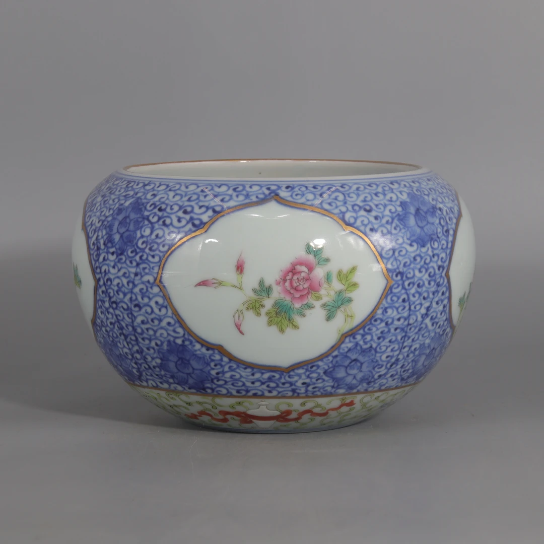 青花开窗粉彩花卉纹水盂 H501-174