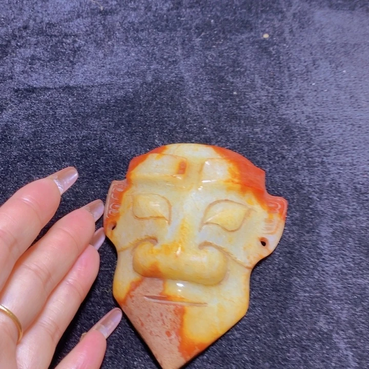 未镶嵌和田玉（糖玉）摆件