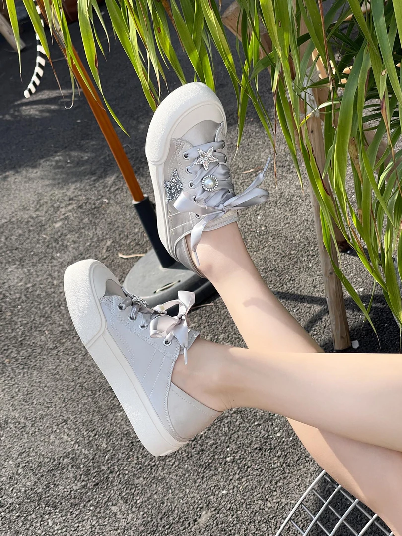 银色缎面高端透气板鞋624D39-5