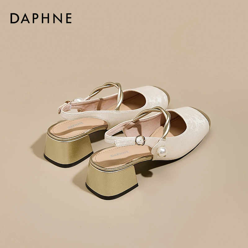 达芙妮包头凉鞋女2025新款秋冬粗跟新中式玛丽珍鞋绝美法式单鞋爆