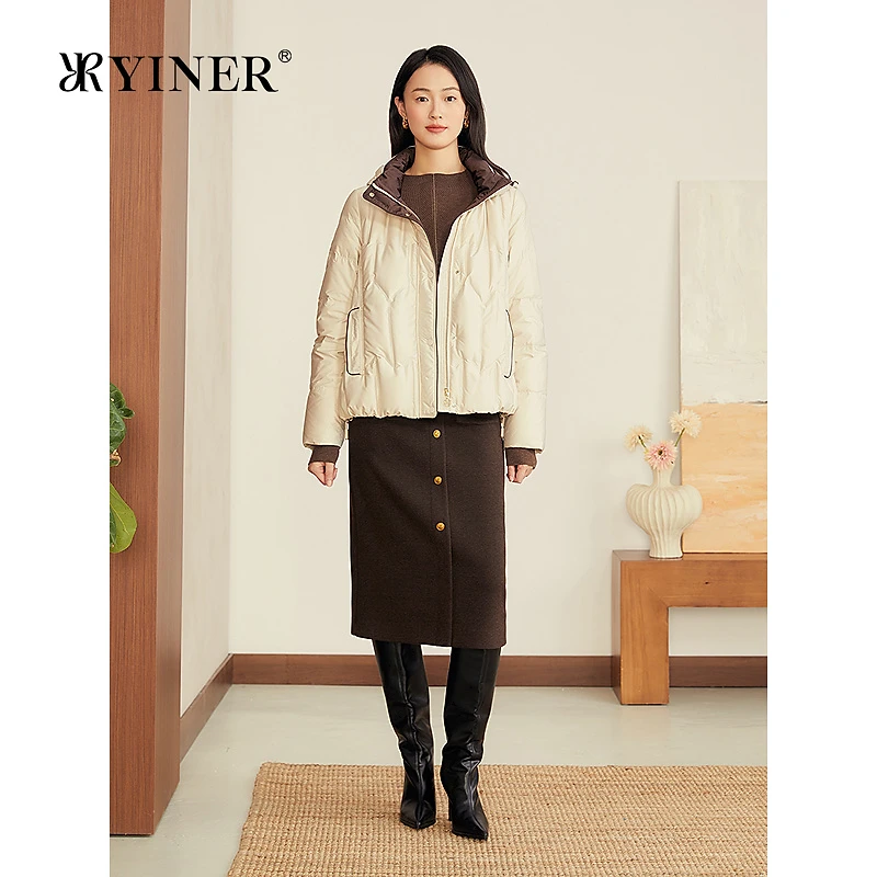 YINER音儿专选2025冬季新款法式柔光缎面撞色立领连帽保暖羽绒服