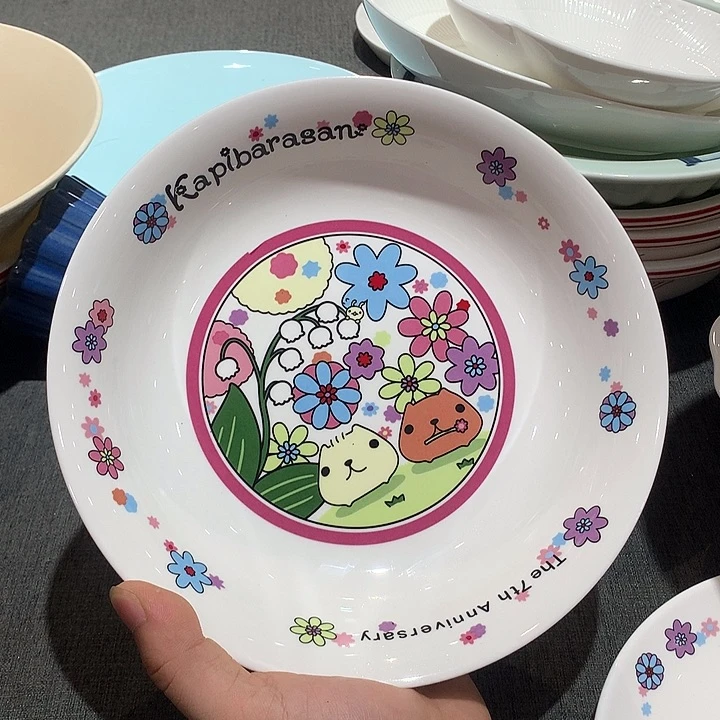 爆款22cm卡皮巴拉汤盘