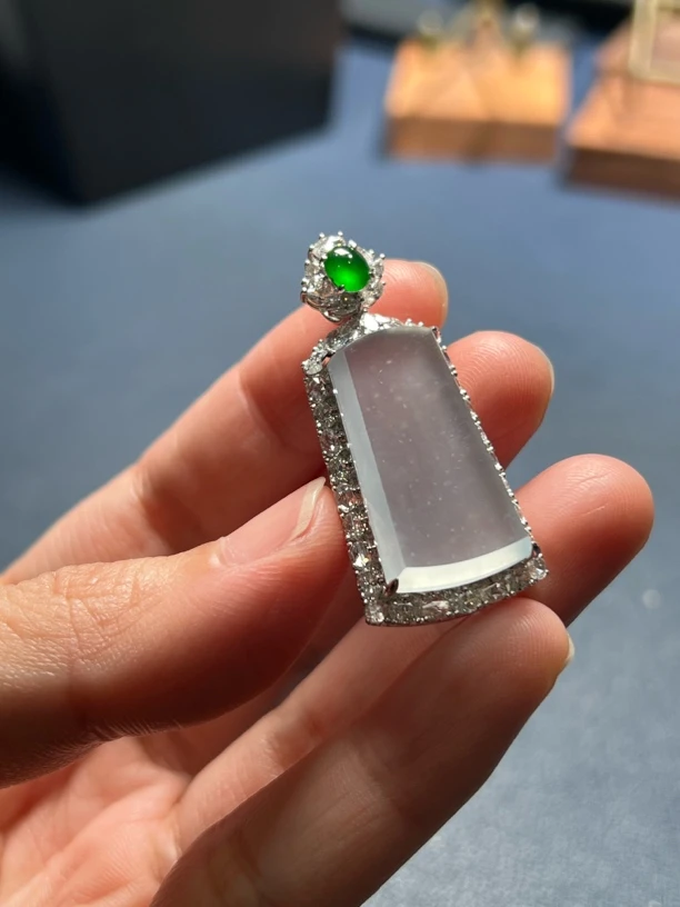 玻璃种蓝钢无事牌吊坠裸石26.4×15.4×4.6整体41.3