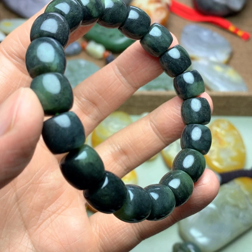 【闪购商品】颈饰未镶嵌和田玉