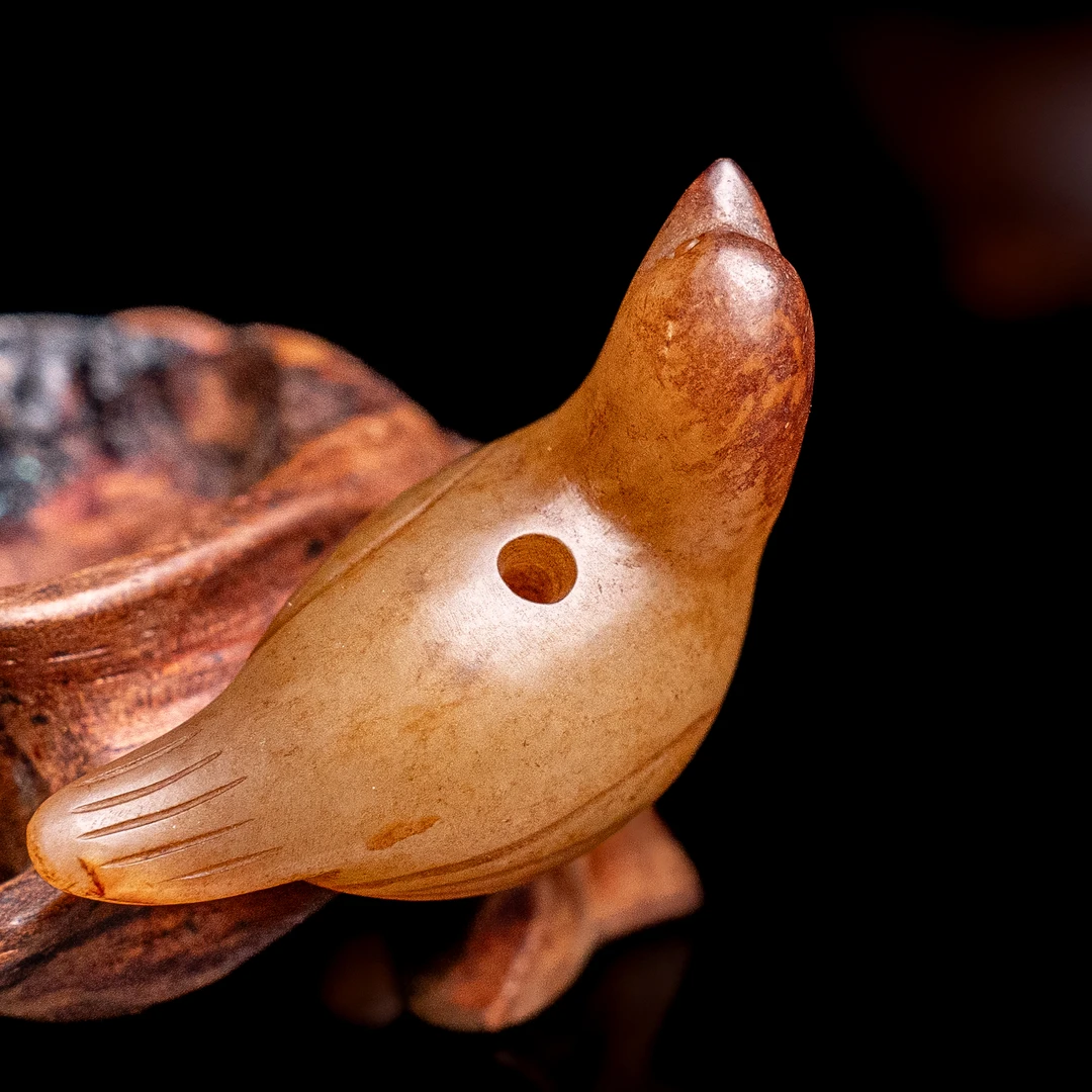 明代和田玉玉鸟挂坠