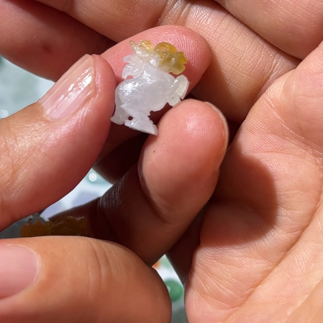 未镶嵌定制翡翠马