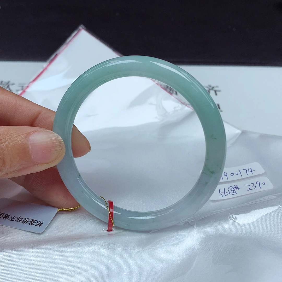翡翠手镯未镶嵌56圈0174