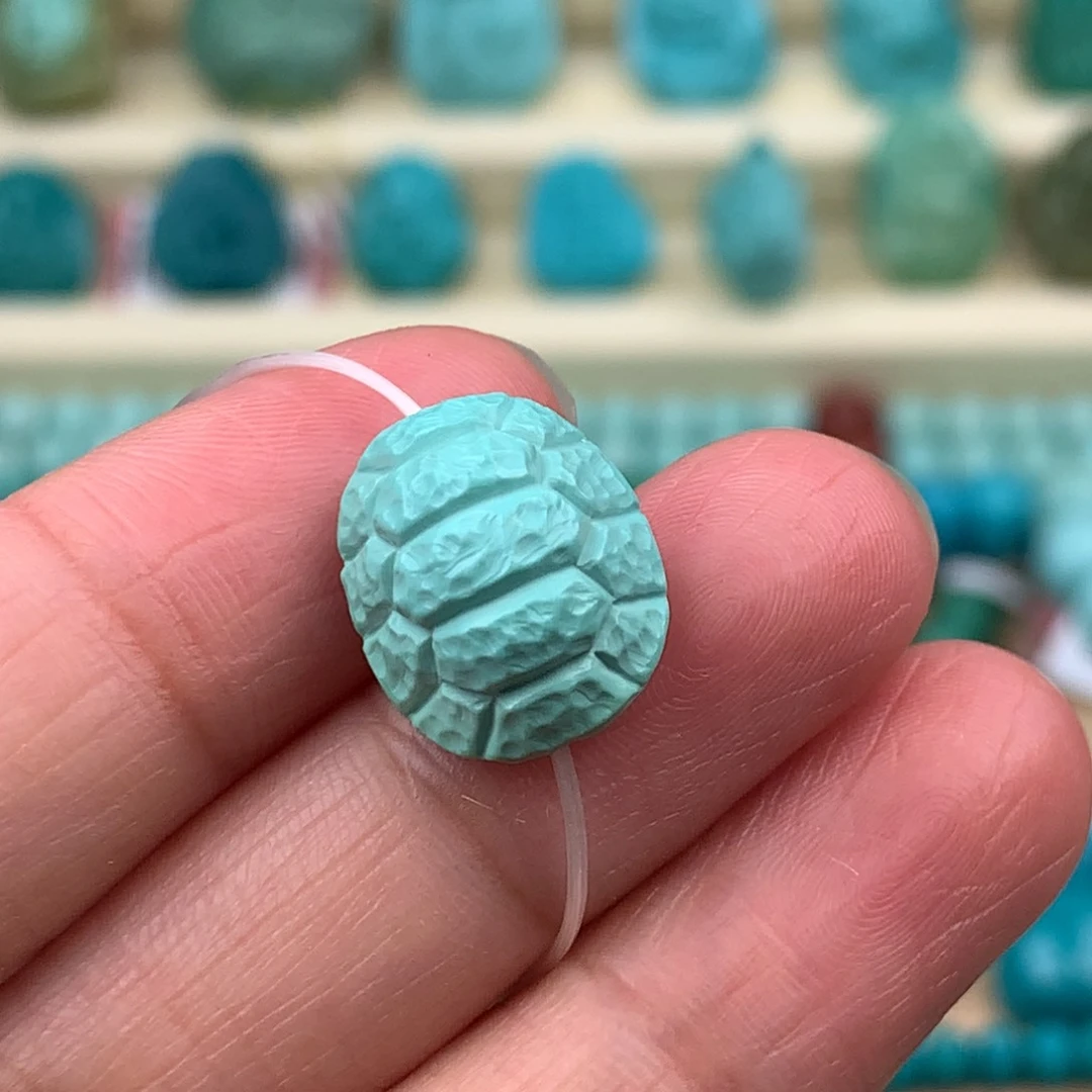 未镶嵌绿松石珠宝奇石