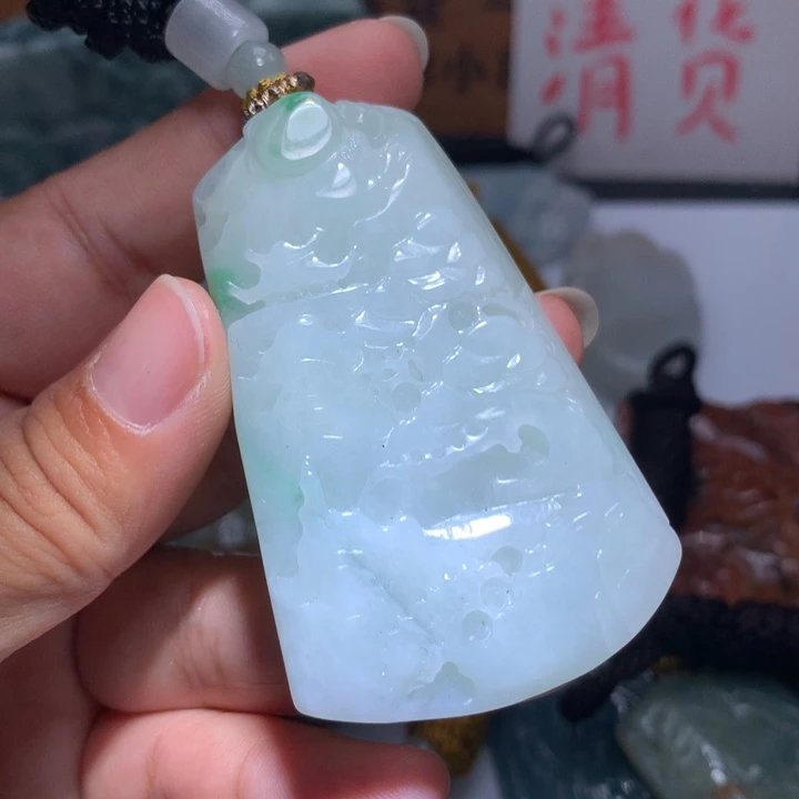 翡翠未镶嵌颈饰保真天然A货翡翠