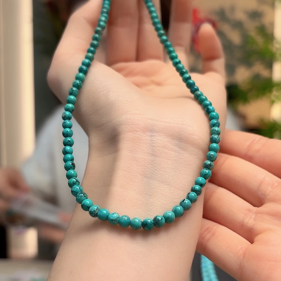 绿松石未镶嵌颈饰