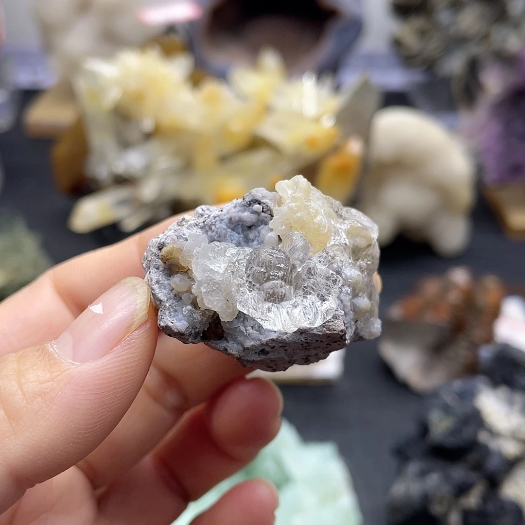 10坦桑石（处理）玉滴石