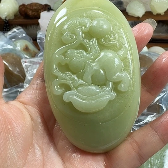 缘***空砖雕石头手把件石头手把件