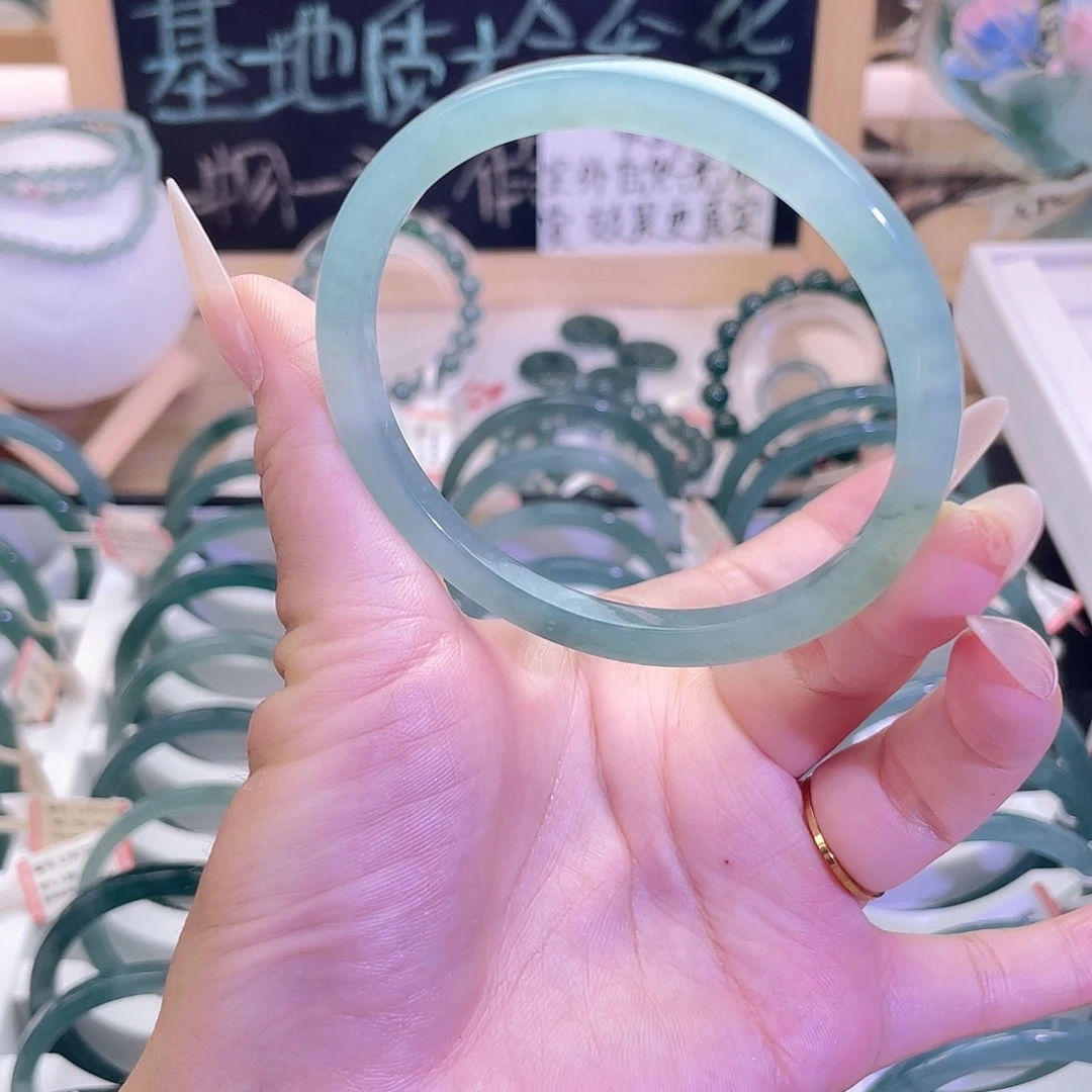 翡翠未镶嵌手镯57-58圈