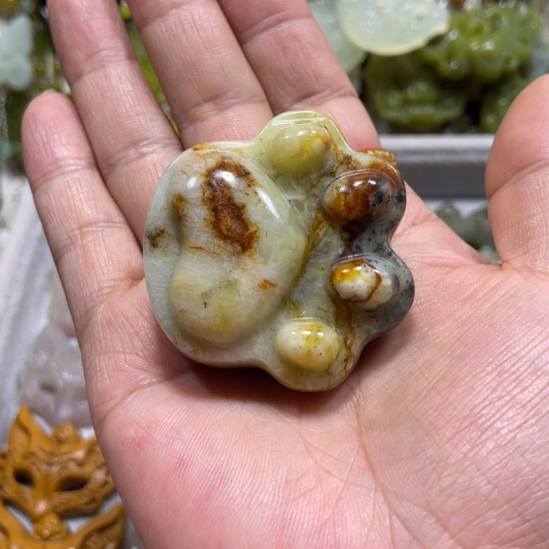 【闪购商品】岫玉颈饰未镶嵌79手把