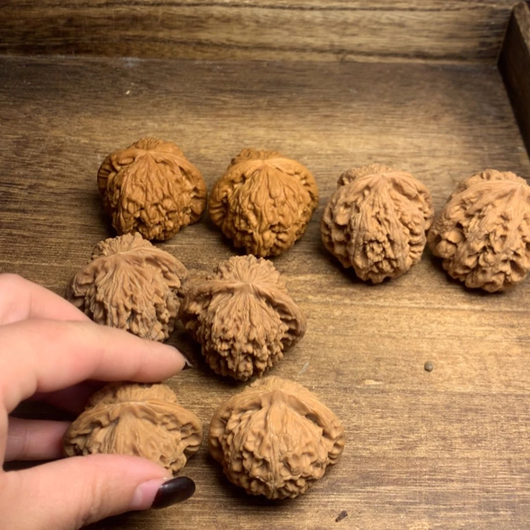 【闪购商品】文玩核桃吊坠W****r打包