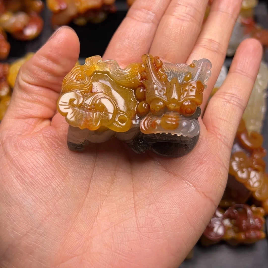 石英质玉（黄龙玉）颈饰未镶嵌杜***3