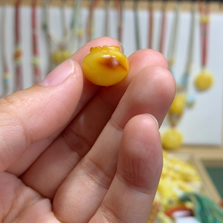 蜜蜡未镶嵌裸石特价