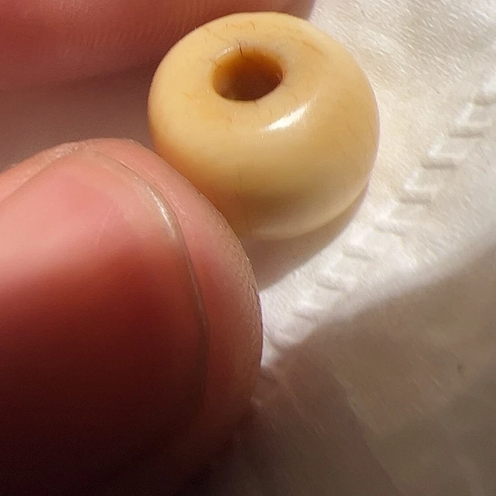 玻璃颈饰你在一起的