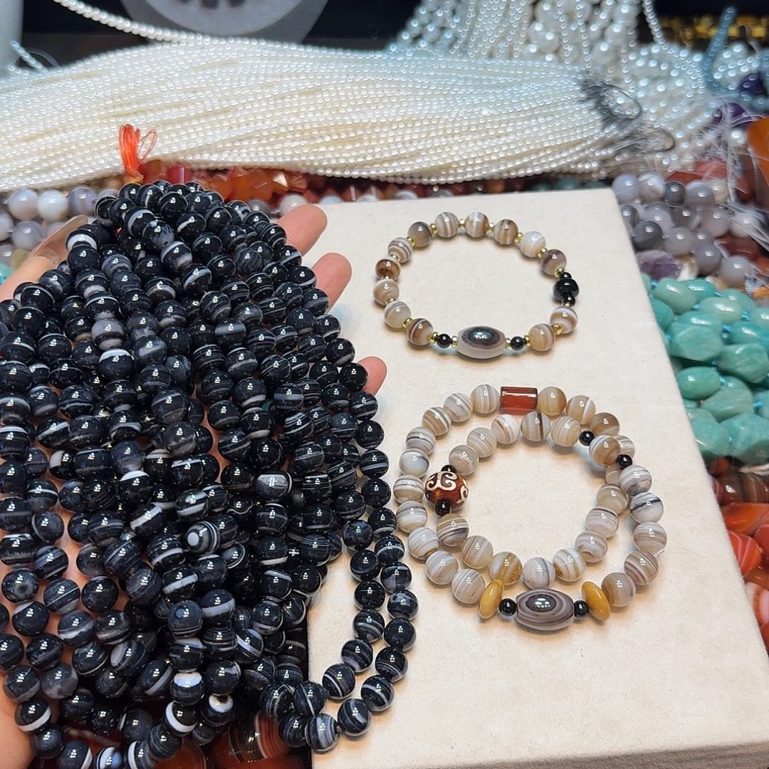 玛瑙/玉髓合金珠宝半成品10mm深色千层玛瑙一条