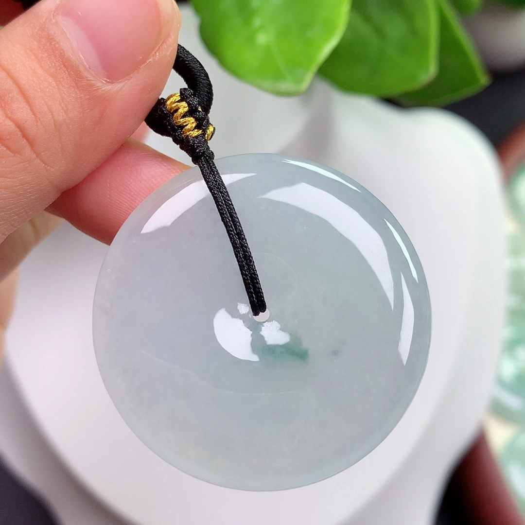 翡翠未镶嵌颈饰37.4x6.1mm