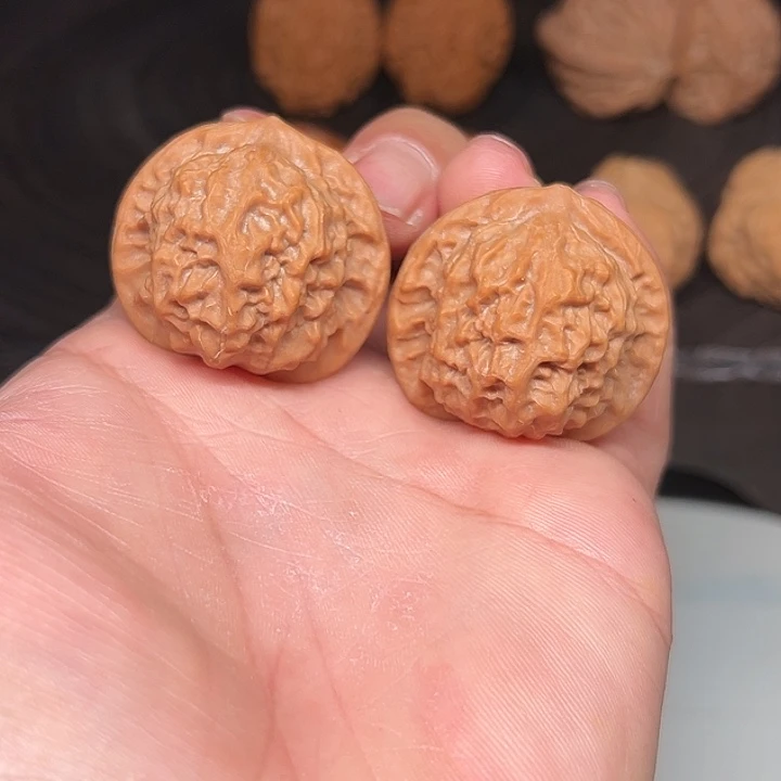 把件文玩核桃瓷娃娃 36+
