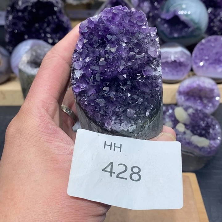 紫晶未镶嵌大型摆件（非配饰）