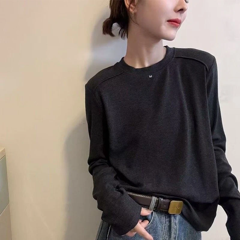 长袖圆领套头T恤女2025秋季新款韩版休闲时尚洋气简约打底衫上衣