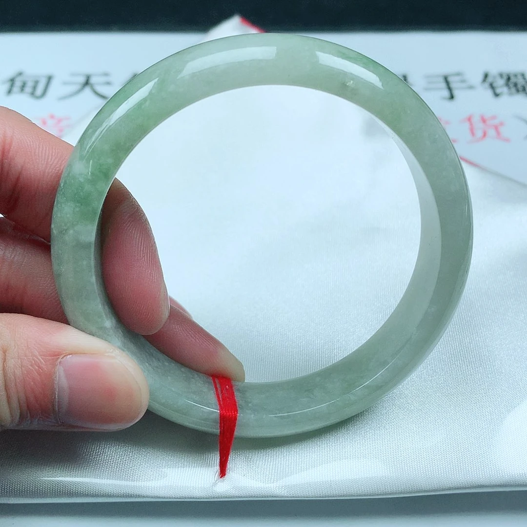 翡翠手镯未镶嵌圈58