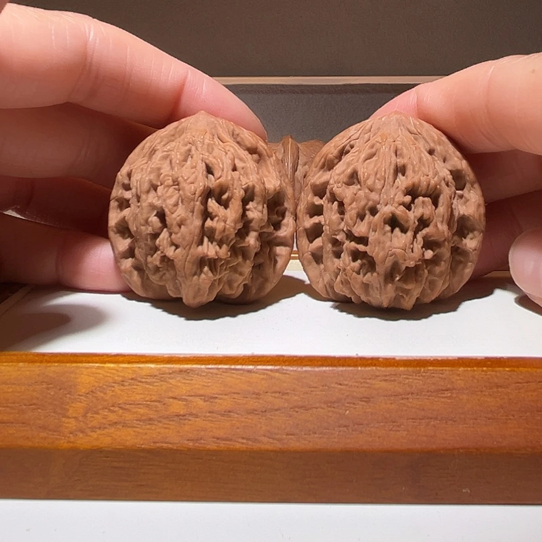 吊坠文玩核桃41麦穗虎头，粗筋厚棱